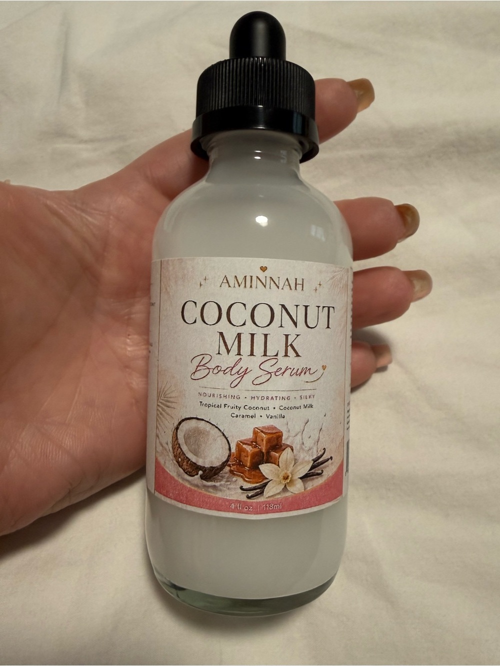 Aminnah Coconut Milk Body Serum! Smells amazing 🤩